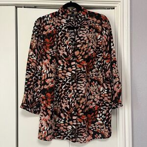 Caroline Investments Woman Abstract Print Button Front Blouse Top 1X Black Coral